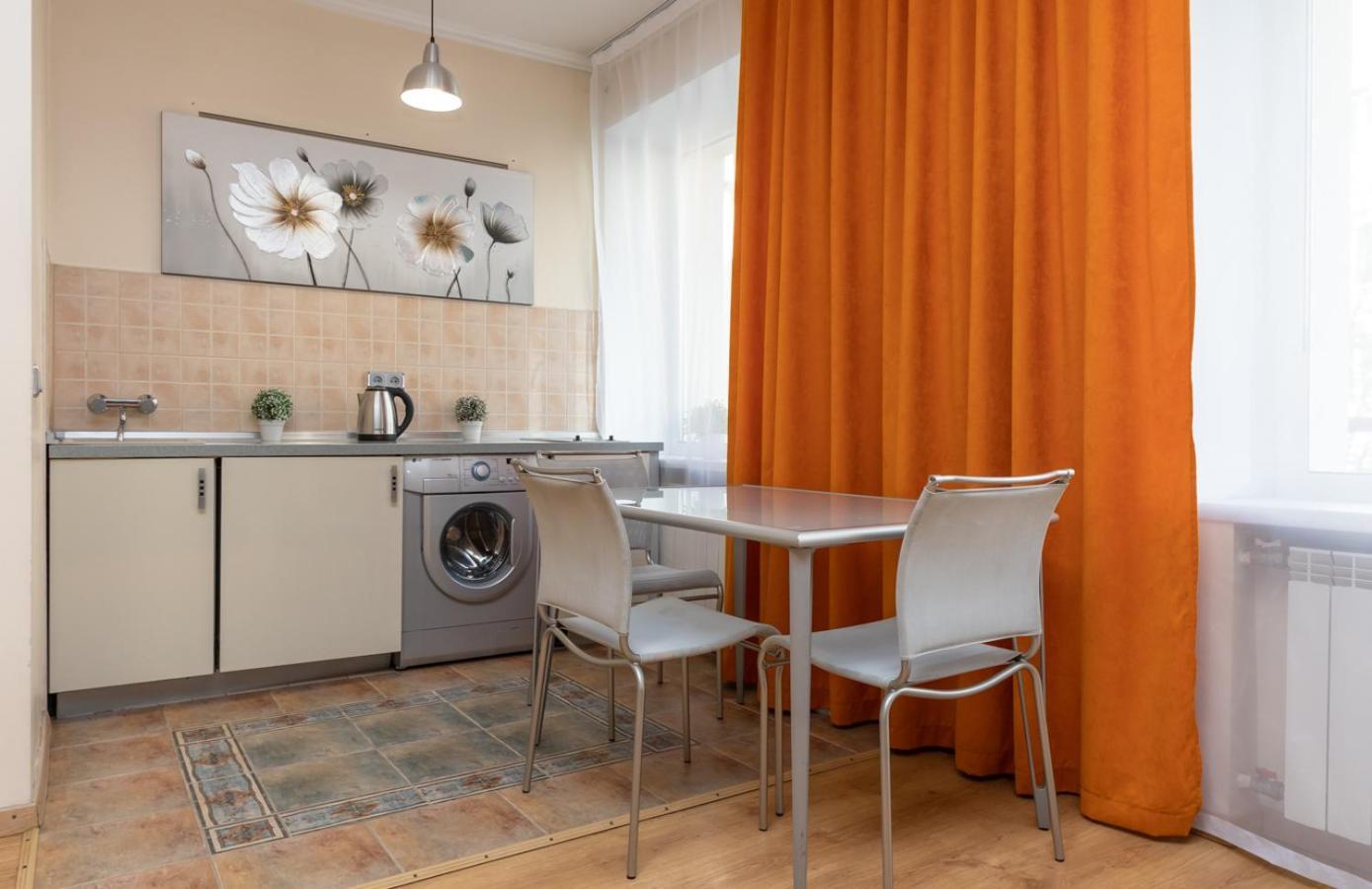 Apartment On Maidan, Khreschatyk 4 Street Kiev Dış mekan fotoğraf